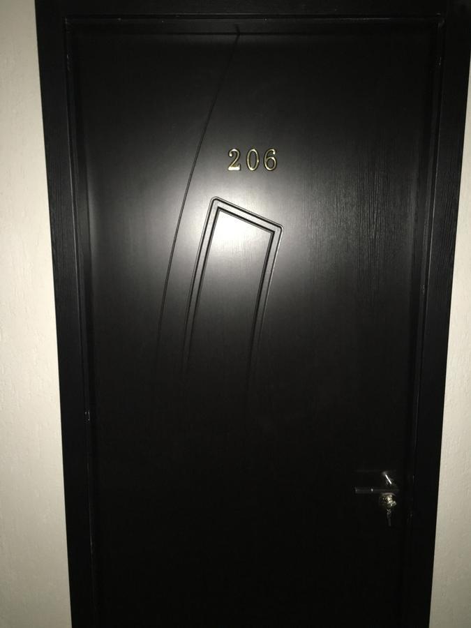 Kmg Hotel Khashuri Luaran gambar