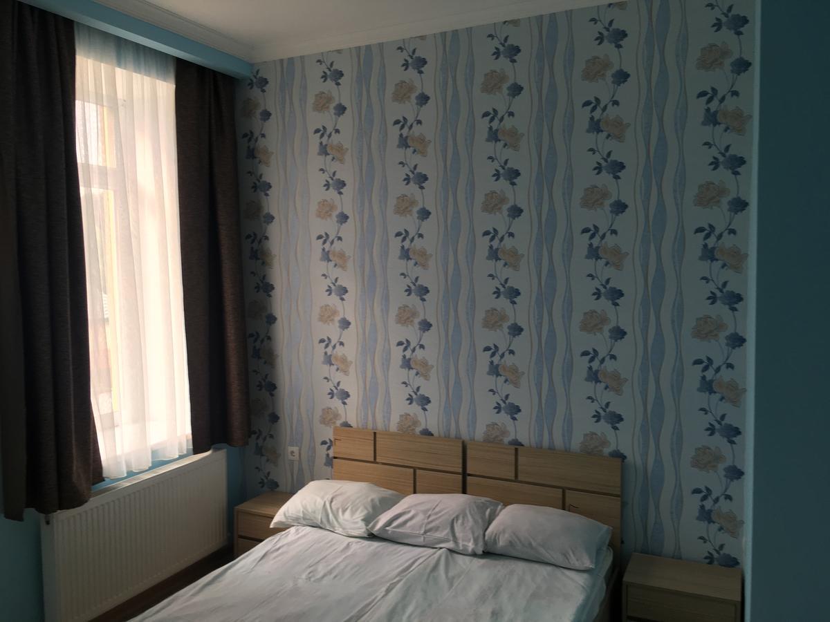 Kmg Hotel Khashuri Luaran gambar