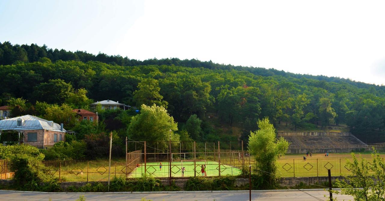 Kmg Hotel Khashuri Luaran gambar